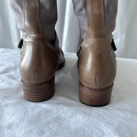 NIKE AIR WOMAN"S LEATHER AND STRETCH FABRIC BOOTS - Picture 6 of 15